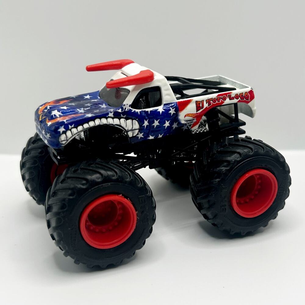 Hot Wheels Monster Jam El Toro Loco Truck 2017 Stars and Stripes 1:64 LOOSE